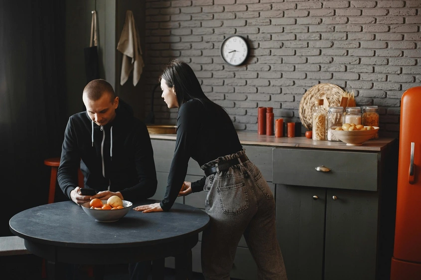 Защо токсичните връзки често изглеждат като съдба